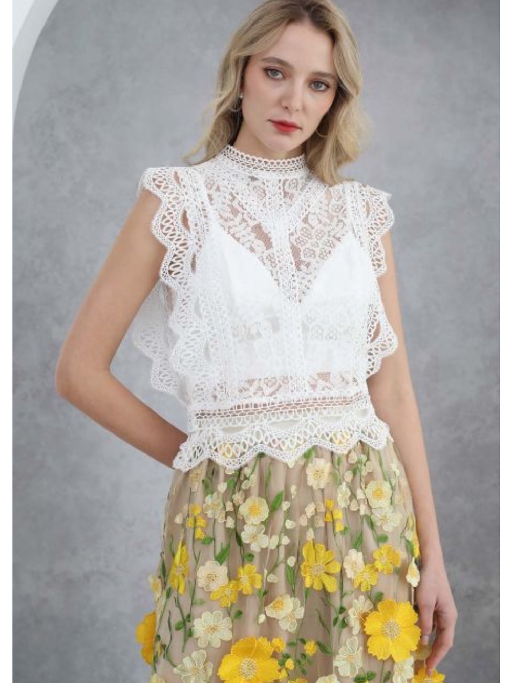 Chicwish your sassy start crochet White Lace High-Neck Sleeveless Top - Picture 2 of 8